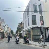 Cho Thuê Nhà Căn Góc 2 Mặt Tiền, Cư Xá Tân Định, Trần Nhật Duật Quận 1 (Dt: 15X4, 3 Tầng), 62 Triệu