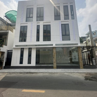 Cho Thuê Nhà Căn Góc 2 Mặt Tiền, Cư Xá Tân Định, Trần Nhật Duật Quận 1 (Dt: 15X4, 3 Tầng), 62 Triệu