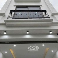 Mới Đẹp, Nhà Tại Cầu Bươu, 5.6X Tỷ, 33M2, 5 Tầng, Sổ Đỏ Vuông Đẹp