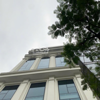 Cho Thuê Mp Lê Văn Lương_ Lang Hạ _Đống Đa , Diện Tích: 190M ,9T ,Có Hầm .Thông Sàn ,Có Pccc .Giá Chỉ 200 Triệu