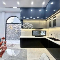 Bán Căn Nhà Đẹp Mới Xây Giá Tốt, Ngay Trung Tâm Hải Châu, 61M2, Giá 3 Tỉ 570 Triệu Còn Thương Lượng