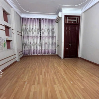 Cho Thuê Nhà Ngõ Nguyễn Ngọc Vũdiện Tích50M2 X 5 Tầng, Đủ Đồ
