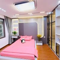 SIÊU HIẾM! Nhà Cầu Giấy 33m2-5T ,Gần Trung Tâm Thương Mại,Ga Đường Sắt