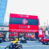 Gấp! Siêu Đẹp! Cho Thuê Nhà Mặt Tiền Đường Lê Thị Hồng Gấm Quận 1