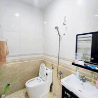 Rẻ hơn thị trường 20%, Bán nhà MẶT TIỀN HOÀNG VĂN THỤ TÂN BÌNH, 96M2, sổ nở hậu tài lộc