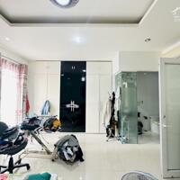 Rẻ hơn thị trường 20%, Bán nhà MẶT TIỀN HOÀNG VĂN THỤ TÂN BÌNH, 96M2, sổ nở hậu tài lộc
