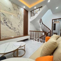 Chính Chủ Cần Bán Nhà 4,5 Tầng Tại Phường Quang Trung. Giá Chỉ 6,2 Tỷ Có Tl. Liên Hệ: 0971971546