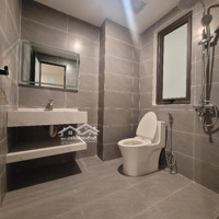 Lô Góc -3 Thoáng -Bán Nhà -Ô Cách Đức Giang Long Biên 31M*5 Tầng -Ô Tô Gần