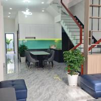 Nhà thủ dầu một: 1 trêt 1 lầu . 4,1 x 27 sổ sẵn