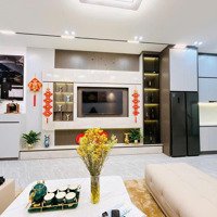 Chính Chủ! Phố Huỳnh Thúc Kháng, Ô Tô Đỗ Cửa, Kinh Doanh, Gần Phố, 53M2 Giá Tốt