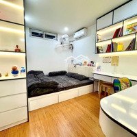 Bán Nhà Đẹp Sài Đồng 38M-5 Tỷ-Nhà Dân Xây-Oto Đỗ Cổng, Full Nội Thất Nhập Khẩu