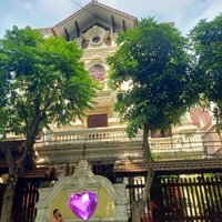 Bán Nhà Mặt Phố Biệt Thự Hoàng Đạo Thành Nhà Lô Góc 2 Mặt Tiền Rộng, Diện Tích 80M2 Mặt Tiền 8M