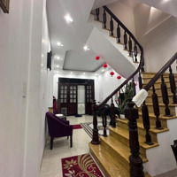 Cần Bán Gấp Căn Nhà 5 Tầng Tại Đê Trần Khát Chân