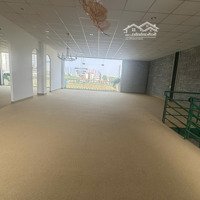 Cho Thuê Nhà Khu Hành Chính Tp Thủ Đức(Q2),Đường 24M.dt: 16X20M,Trệt 3Lầu Sàn Trống Giá 130 Triệu/Tháng