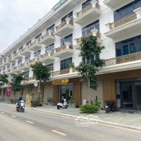 Bán Nhà 4 Tầng Đối Diện Công Viên Cây Xanh, Giá Bao Sổ Đỏ 3.3 Tỷ