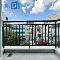 Căn hộ ban công có gác thông thoáng gần Etown Tân Bình