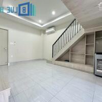 Căn hộ ban công có gác thông thoáng gần Etown Tân Bình