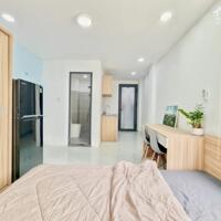 Phòng Trống Sẵn Ở Tân Hải Có Máy Giặt Riêng Full Nội Thất Cửa Sổ Trời
