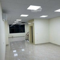 Cc Cho Thuê Nhà Galaxy Tố Hữu Hà Đông. Diện Tích 105M 6T Thông Sàn .Cầu Thang Máy .Với Giá 40 Triệu