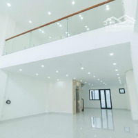 Cho Thuê ,Mặt Bằng , Showroom, Văn Phòng ,240M2 Sử Dụng 1 Trệt 1 Lầu Kđt Vạn Phúc City