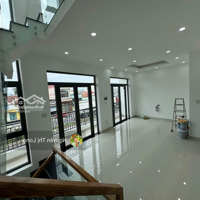 Bán Nhà Mặt Tiền Quốc Lộ 1A Gần Ngay 3 Thành
