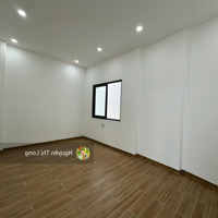 Bán Nhà Mặt Tiền Quốc Lộ 1A Gần Ngay 3 Thành