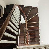 Cho Thuê Nhà Riêng Đẹp Phố Đội Cấn