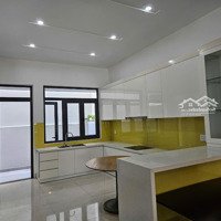 Định Cư! Bán Nhanh Căn Phố Vườn 132M2, Nội Thất Cao Cấp. Liên Hệ: 0902.746,319