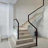 Định Cư! Bán Nhanh Căn Phố Vườn 132M2, Nội Thất Cao Cấp. Liên Hệ: 0902.746,319