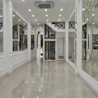 Siêu Vip Mặt Phố Cầu Giấy-Kinh Doanh-1 Mặt Phố-1 Mặt Ngõ-40M-5T-Chỉ 32 Tỷ- Liên Hệ: 0973648011
