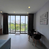 Hàng Hiếm, Căn Hộ 1 Phòng Ngủ Có Ban Công Lớn View Mặt Tiền Ngay Gần Cầu Himlam, Lotte Quận 7