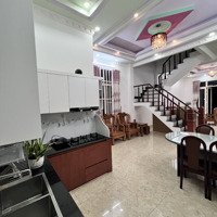 Cho Thuê Nhà Ở 1 Trệt, 2 Lầu, Nhà Đẹp, Khu Dân Cư Đông Đúc, Long Thới, Nhà Bè
