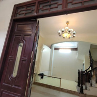 Sơn Tây, Ba Đình. Diện Tích: 39M2 X 5 Tầng,Mặt Tiền4,8M, Giá Bán 7,2 Tỷ. Ngõ Thông, Lô Góc, Cách Mặt Phố 30M.