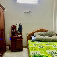 Bán Gấp Nhà Shr: Căn Nhà Phố.kp7, Phường Hiệp Thành Q12
Nhà Trệt Hai Lầu Vi Trí Đẹp Giá Mềm