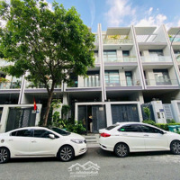 Bán Nhà Hoàn Thiện Thang Máy ,1 Hầm 4 Lầu Tại Kđt Vạn Phúc City