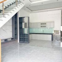 NHÀ MỚI HOÀN THIỆN 5X18 NỞ HẬU 5,5 CHỈ 600TR SỞ HỮU GẦN TÂN PHONG