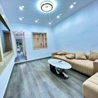 Bán Căn Hộ Tập Thể Phương Mai, Đống Đa Ô Tô Đỗ Chân Cầu Thang, 60M 2 Ngủ ,Sổ Riêng Giá Bán 2,75 Tỷ