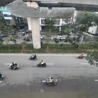 Mặt Phố - Kinh Doanh Sầm Uất - Giá Rẻ