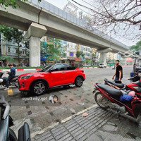 Bán Nhà Mặt Phố Hào Nam, Đống Đa, Lô Góc, Ví Trí Đắc Địa,Diện Tích73M, Cơ Hội Hiến Có Chỉ 32 Tỷ