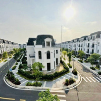 Nhà Phố Amelie Pmh Giá Chỉ 10,4 Tỷ Vị Trí Đẹp, Liên Hệ Em Tươi -0932.161.886