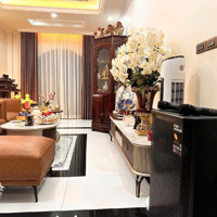 Trần Khát Chân Ô Tô Vào Nhà_ View Hồ Điều Hoà_ 63M2 X 5 Tầng_ Nội Thất Tiền Tỷ_ Chỉ Hơn 12 Tỷ