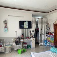 Bán Nhà Mặt Tiền Biệt Thự Phố Tây Nha Trang Gần Biển