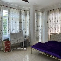 Bán Nhà Mặt Tiền Biệt Thự Phố Tây Nha Trang Gần Biển