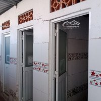 Cho Thuê Kho Xưởng 670 M2 Giá Bán 40 Triệu Đồng / Đường Nguyễn Hữu Trí Xã Tân Bửu Huyện Bến Lức Long An