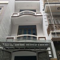 Cho Thuê Nhà Trung Kính,Diện Tích53M2 X 4 Tầng Mỗi Tầng 1P Thông Sàn, Vệ Sinh Cầu Thang Cuối Điều Hòa