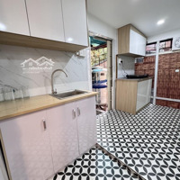 Bán Nhà Tập Thể Doãn Kế Thiện, Nhà Mới - View Sân Thi Đấu - Ô Tô Đỗ Cửa, 55,6 M2, Giá Bán 2,235 Tỷ.
