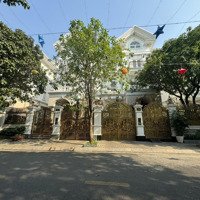 Bán Biệt Thự Nội Thất Sang Trọng Tại Cityland Garden Hills,Diện Tích9X20M, Kết Cấu Hầm + 4 Tầng