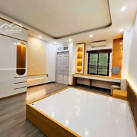 Bán Nhà Tập Thể Hồ Đắc Di, Trung Tự, 2 Ngủ, Ô Tô Đỗ Cửa, Nhà Đẹp, Ở Ngay, Gần Hồ