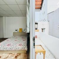 Căn hộ Studio ban công Full nội thất gần sân bay, Tân Bình