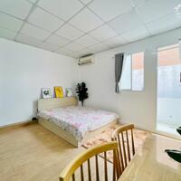 Căn hộ Studio ban công Full nội thất gần sân bay, Tân Bình